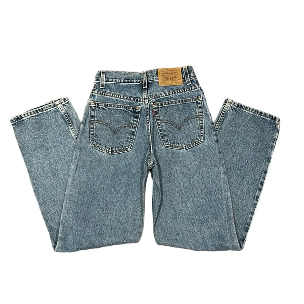⚡️SOLD ⚡️Vintage Levi’s Women’s High Waist Jeans Size 26 - Picture 1 of 6